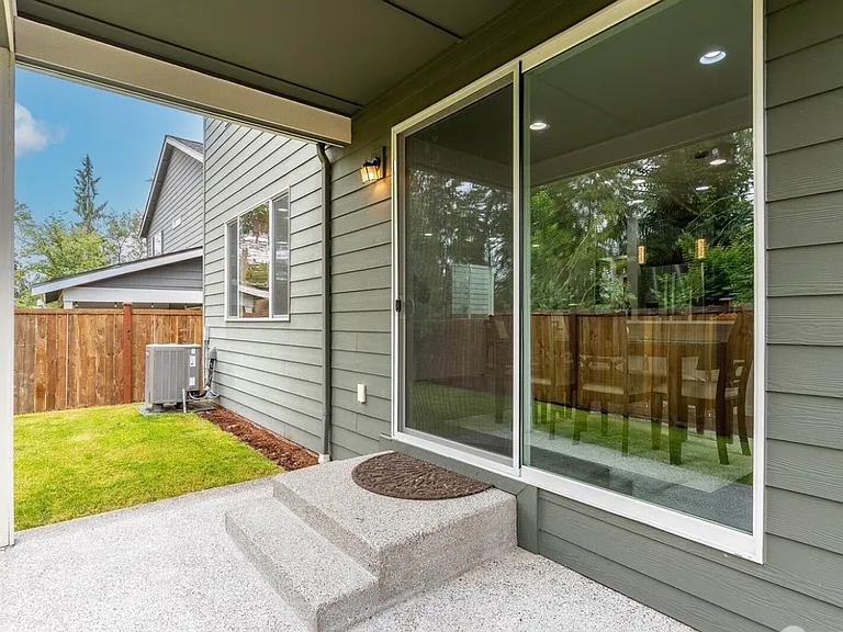 10616 21st St SE — Photo 19