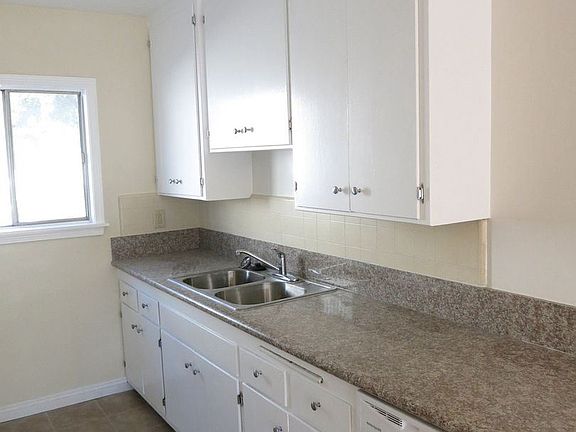 5th image of 721 Edgewood St #2