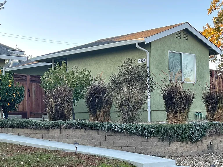 1522 Merritt Ln #A — Photo 1