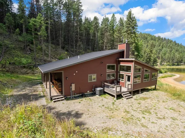 776 Summerville Ln, Eureka, MT 59917