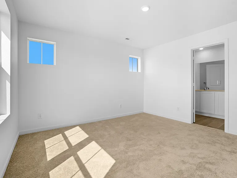 2869 E 153rd Ave — Photo 26