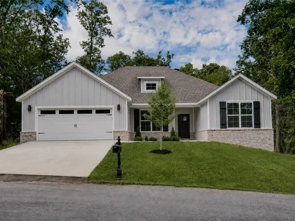 6 Ashley Ln, Bella Vista, AR 72715
