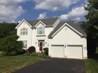 7 Willetta Dr, Jackson, NJ 08527
