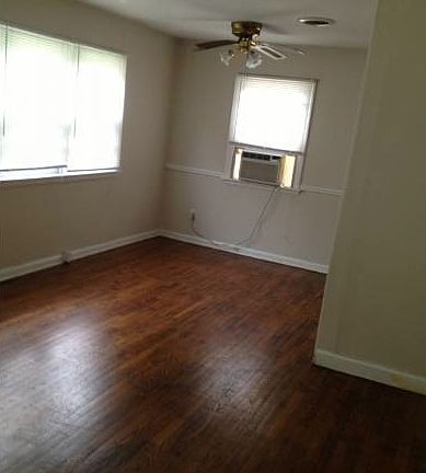 2nd image of 661 Norton Ave