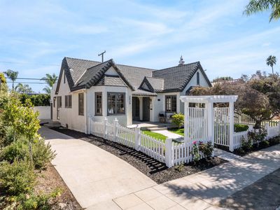 2429 32nd St, San Diego, CA, 92104