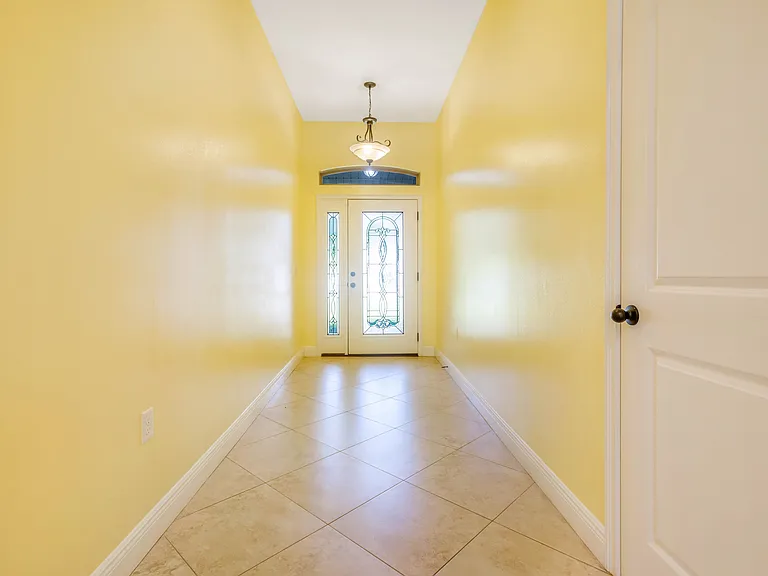 651 Powell Dr NE — Photo 7
