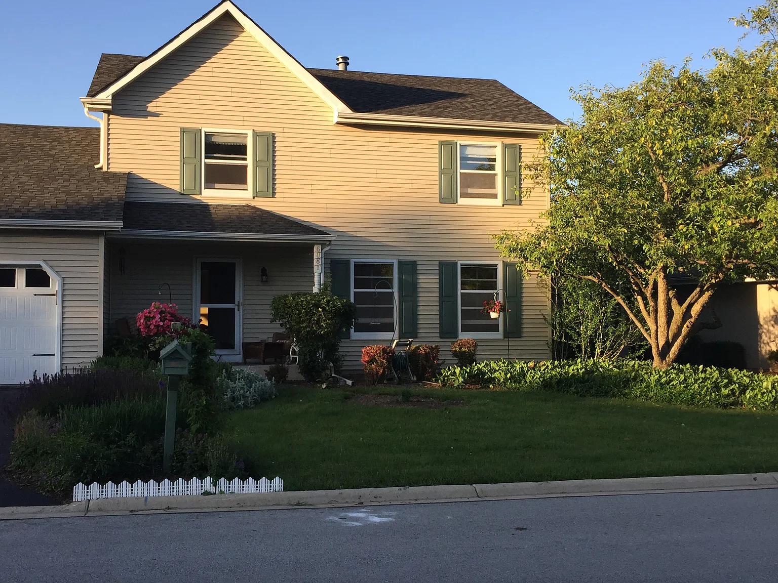 6081 Angel Ln photo 1