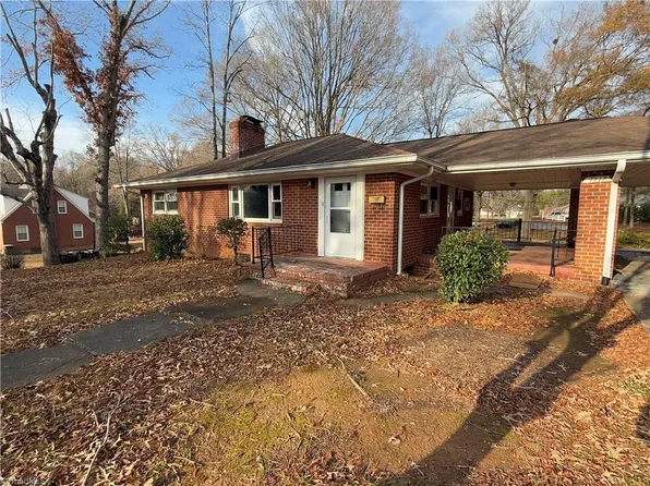 1117 Center Church Rd, Eden, NC 27288
