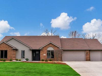 718 Valley Park Dr, Auburn, IN, 46706
