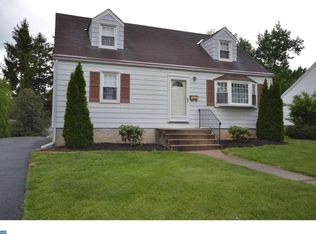 11 Barbara Rd, Hatboro, PA 19040