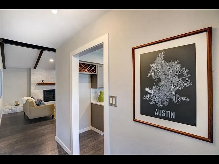 8200 Grayledge Dr — Photo 5
