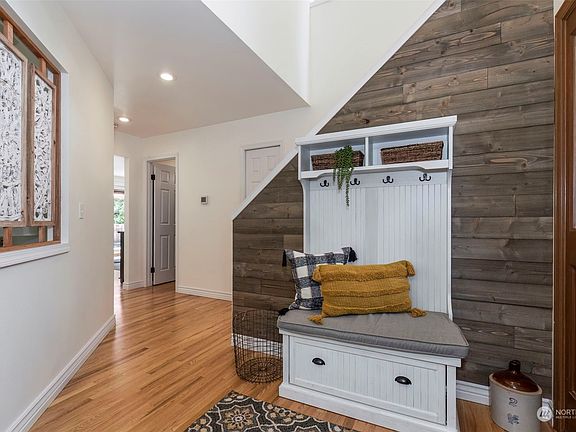5th image of 4405 NW Windsprint Court