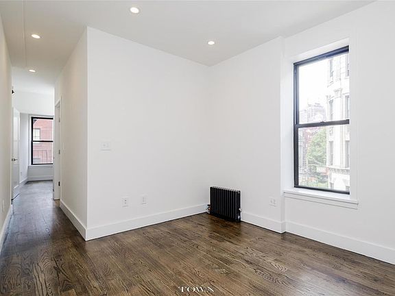 2nd image of 178 Mulberry St APT 9