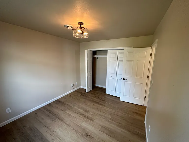 834 Nicholas Ct #836 — Photo 6