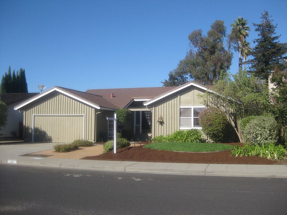 Front Curb Appeal