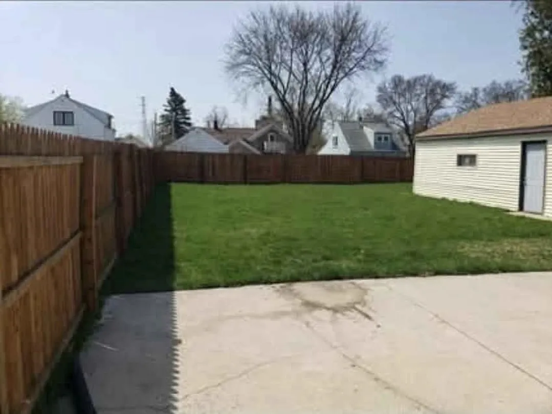 5 bed, 1.5 bath, 1655 sqft, $2,400 — Photo 4