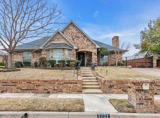 3721 Oak Cove Ln, Bedford, TX 76021