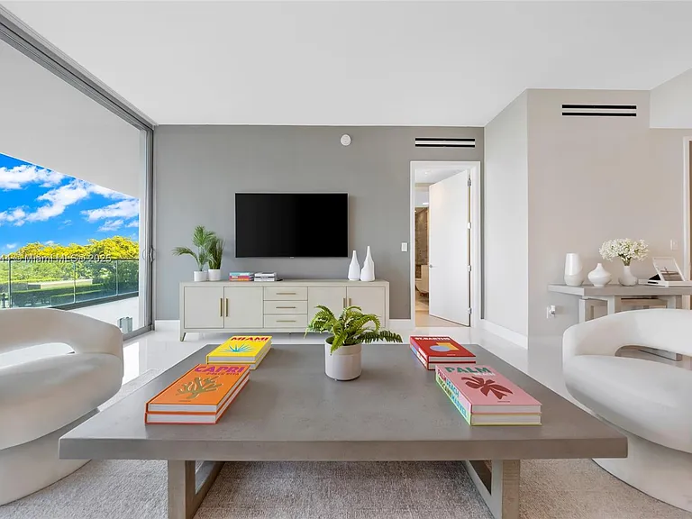 10201 Collins Ave #305 — Photo 31