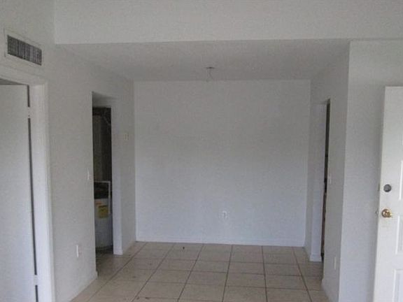 3rd image of 15640 SW 80th St APT 205