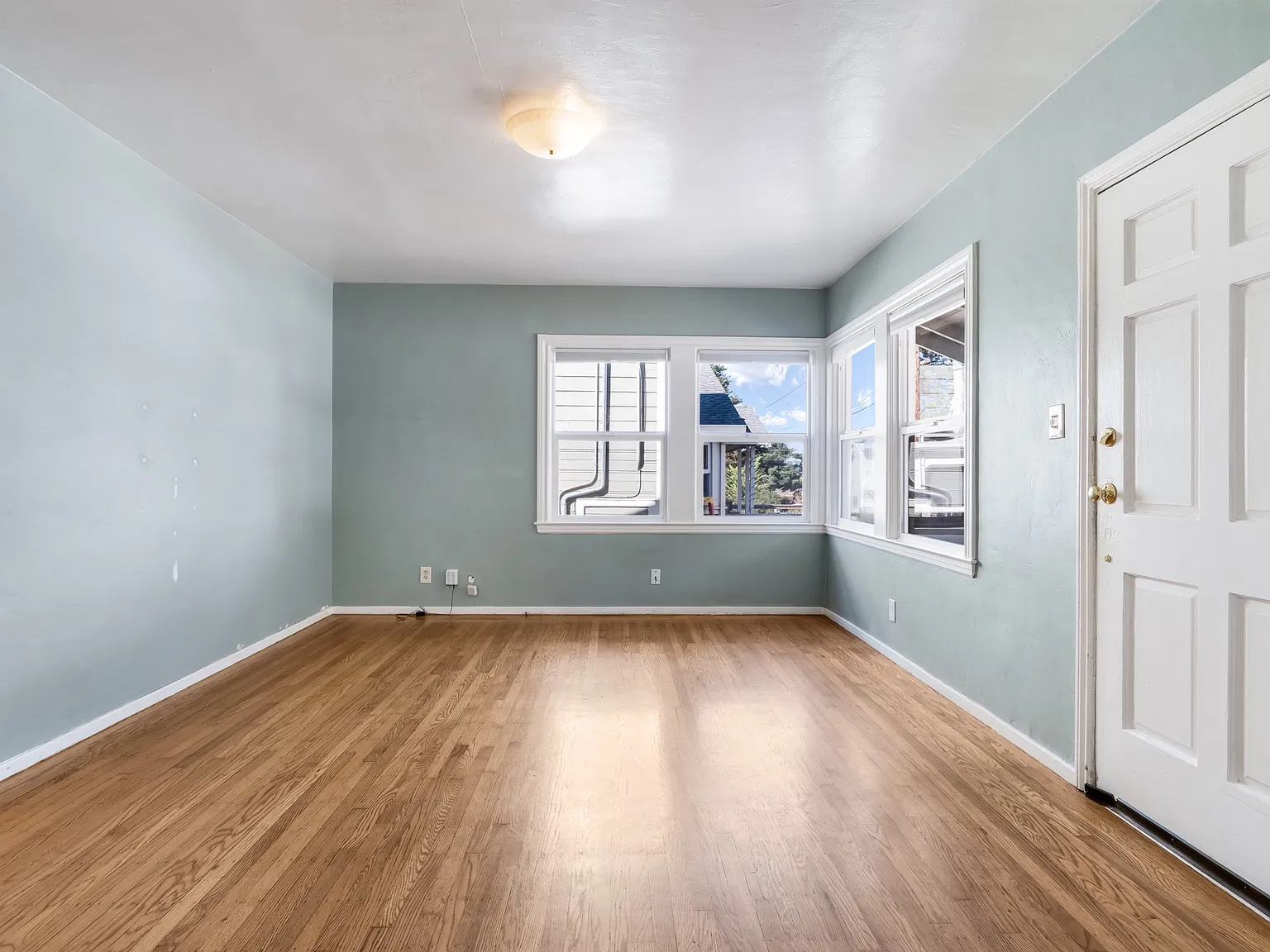 2 bed, 780 sqft, $4,195 — Photo 4