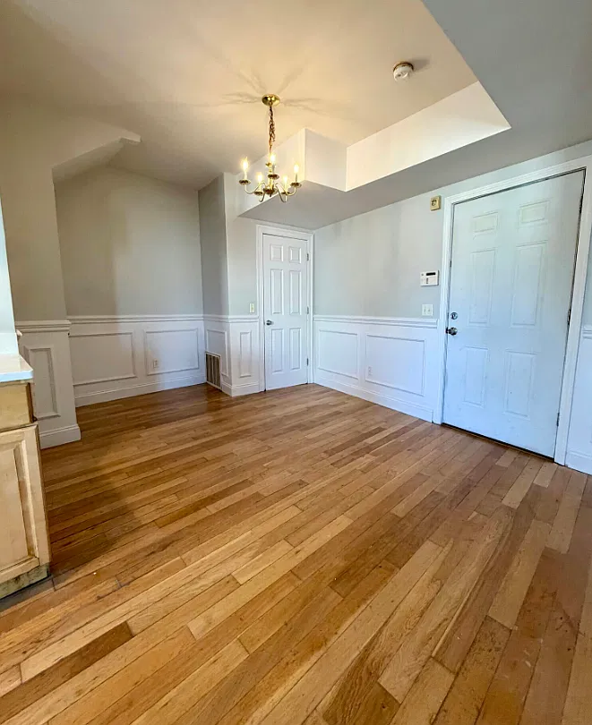 2 bed, 9999 sqft, $2,750 — Photo 3