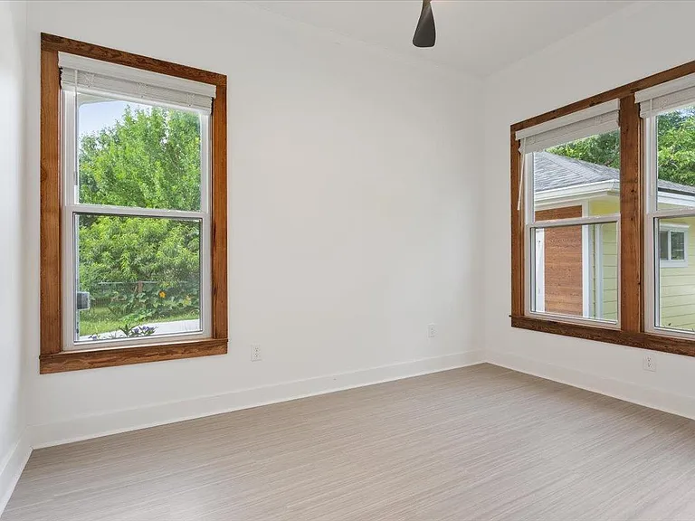 1608 S Church St — Photo 22