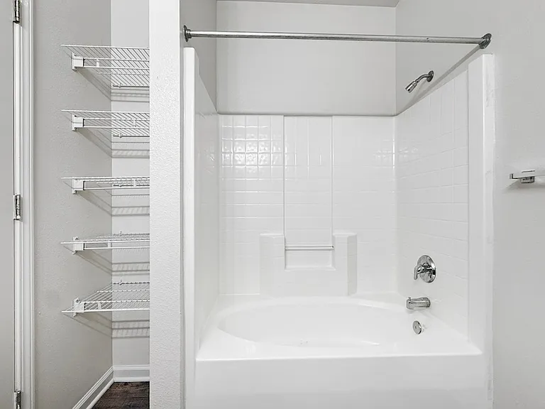 705 Beachfront Dr — Photo 27