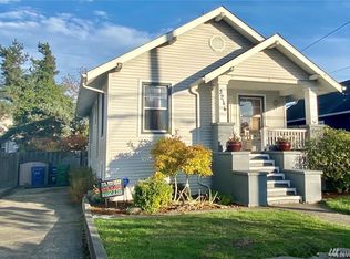 3246 39th Ave SW, Seattle, WA 98116