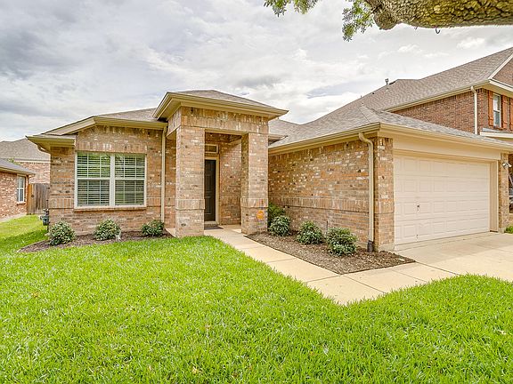 2nd image of 15712 Landing Creek Ln