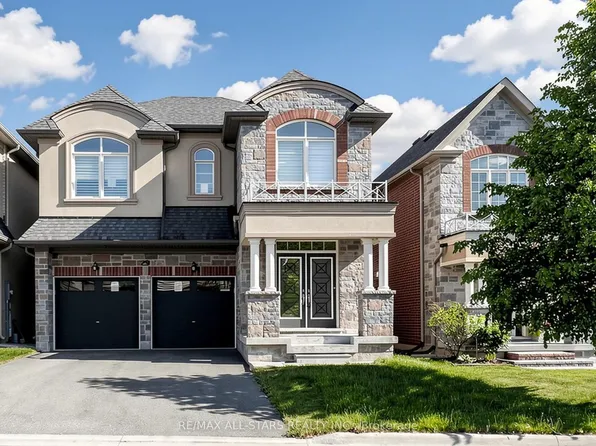 29 Mondial Cres, East Gwillimbury, ON L9N 0S1