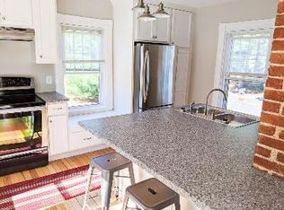 570 Chestnut St, Franklin, MA 02038