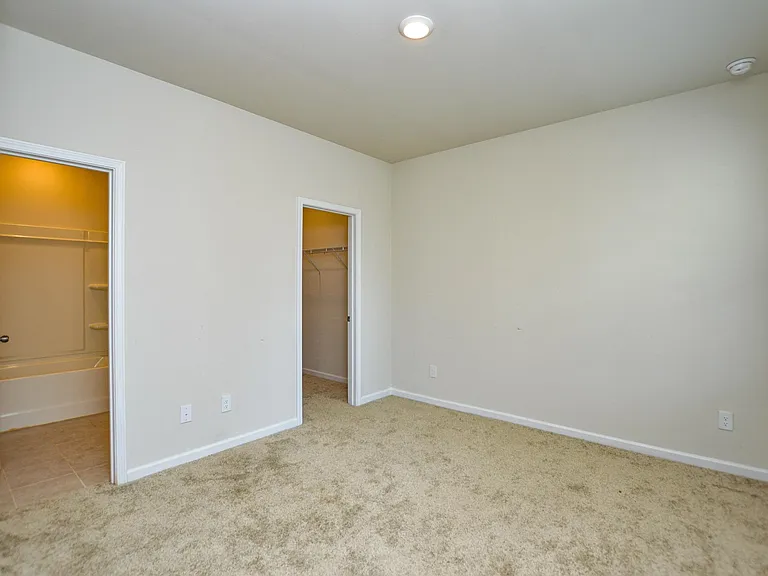 11055 Lawyers Rd #35 — Photo 29