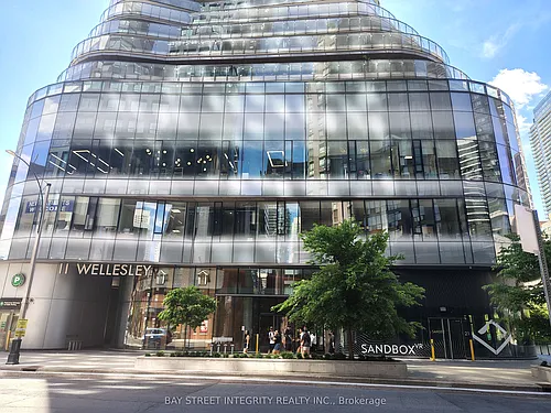 11 Wellesley St W #1308 Photo 1