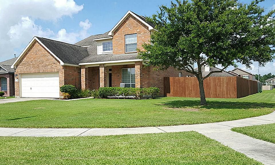 1st image of 12711 Spruce Cir