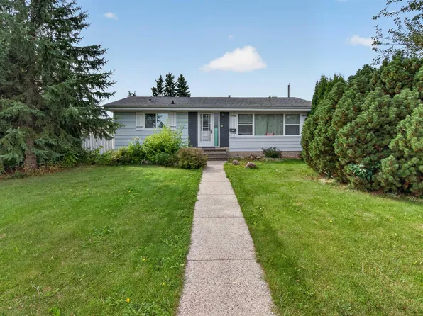 15711 84th Ave NW, Edmonton, AB T5R 3Y2