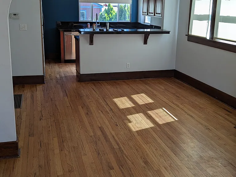2222 S Lincoln St — Photo 3