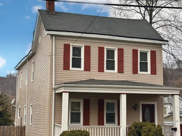 124 Edgington Lane, Wheeling, WV 26003