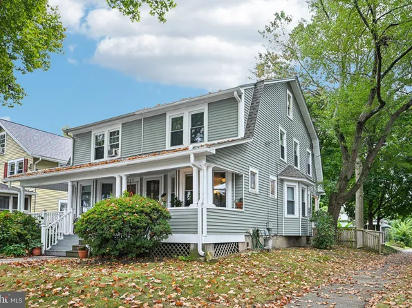 251 Stockham Ave, Morrisville, PA 19067