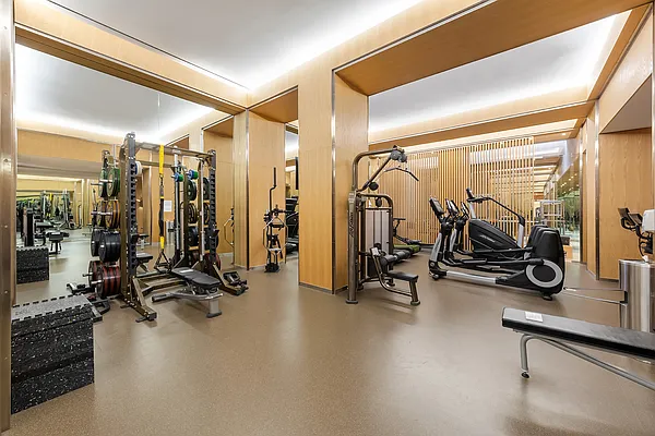 Rented by Douglas Elliman | media 33