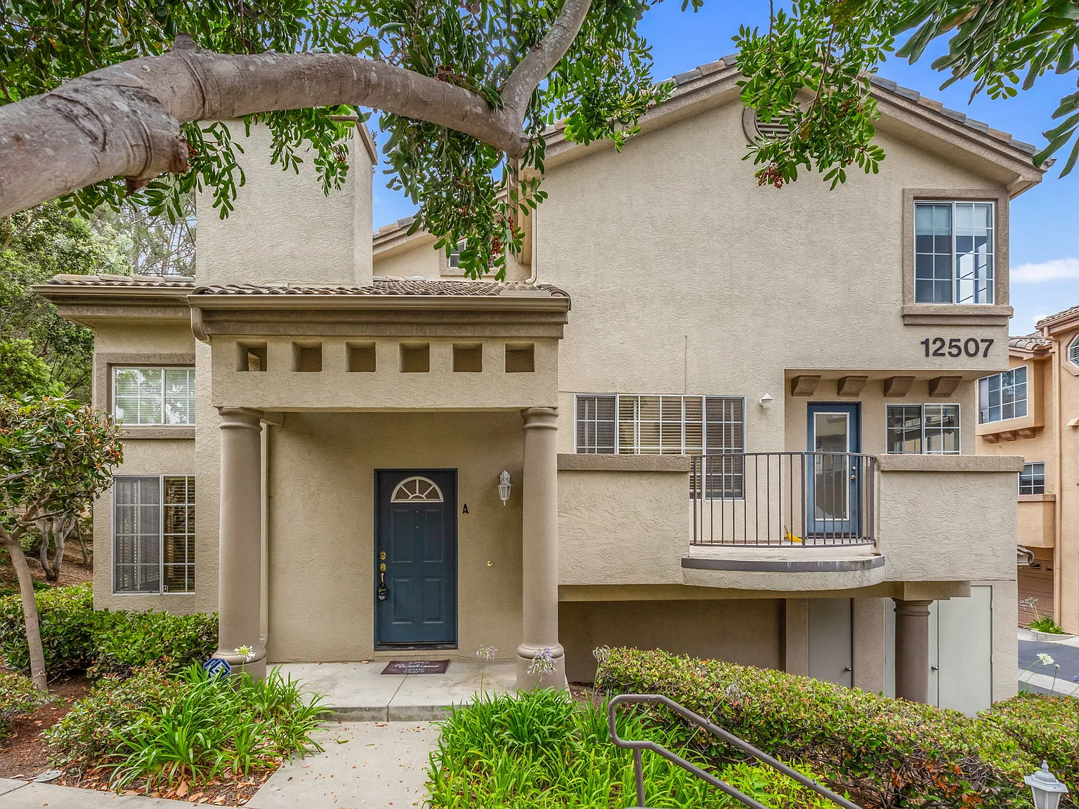 3 bed, 1584 sqft, $4,895 — Photo 1