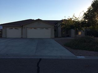 2945 Rawhide Dr, Kingman, AZ 86401