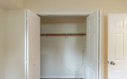 Justin Manor — Photo 19