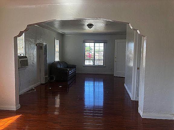 2nd image of 524 S Marguerita Ave APT B