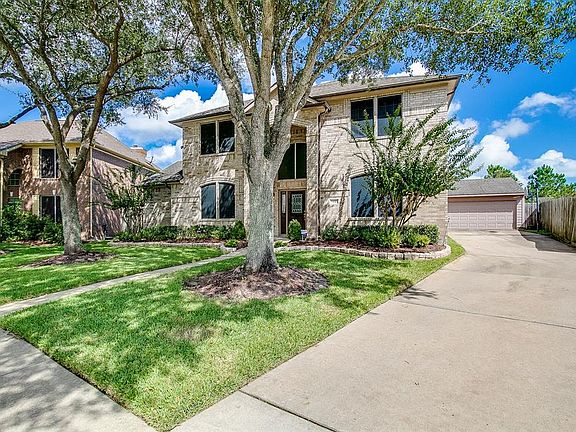 3rd image of 7143 Holly Bay Ct