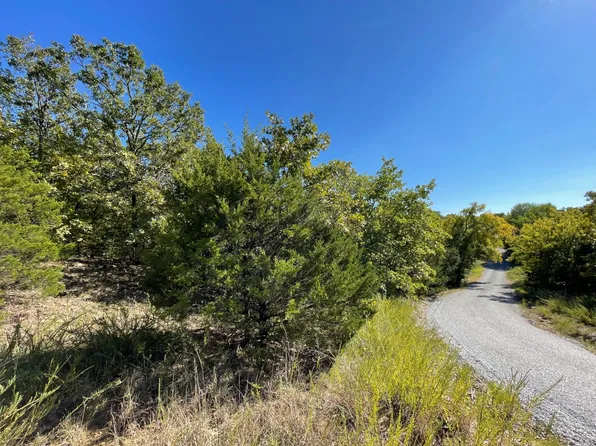 9 Eufaula Point Dr, McAlester, OK 74501