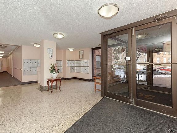 3rd image of 30 Fleetwood Avenue #5G
