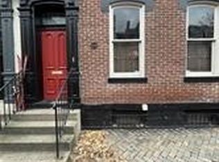 617 Avery St, Pittsburgh, PA 15212