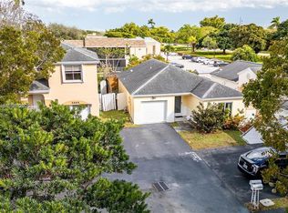 4450 SW 72nd Way, Davie, FL 33314