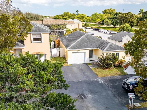 4450 SW 72nd Way, Davie, FL 33314
