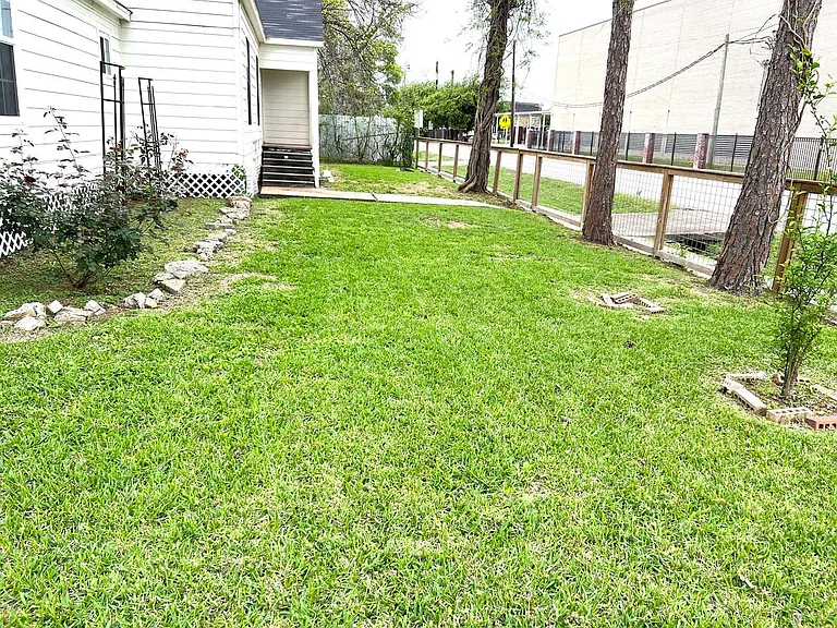 5106 Clay St — Photo 18